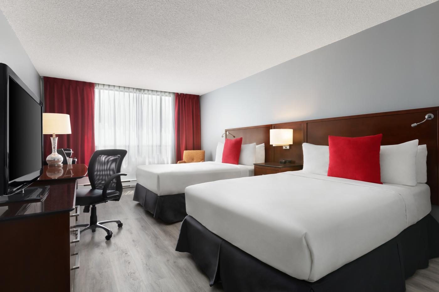 Hôtel & Centre de congrès Travelodge Québec - room with 2 Queen beds