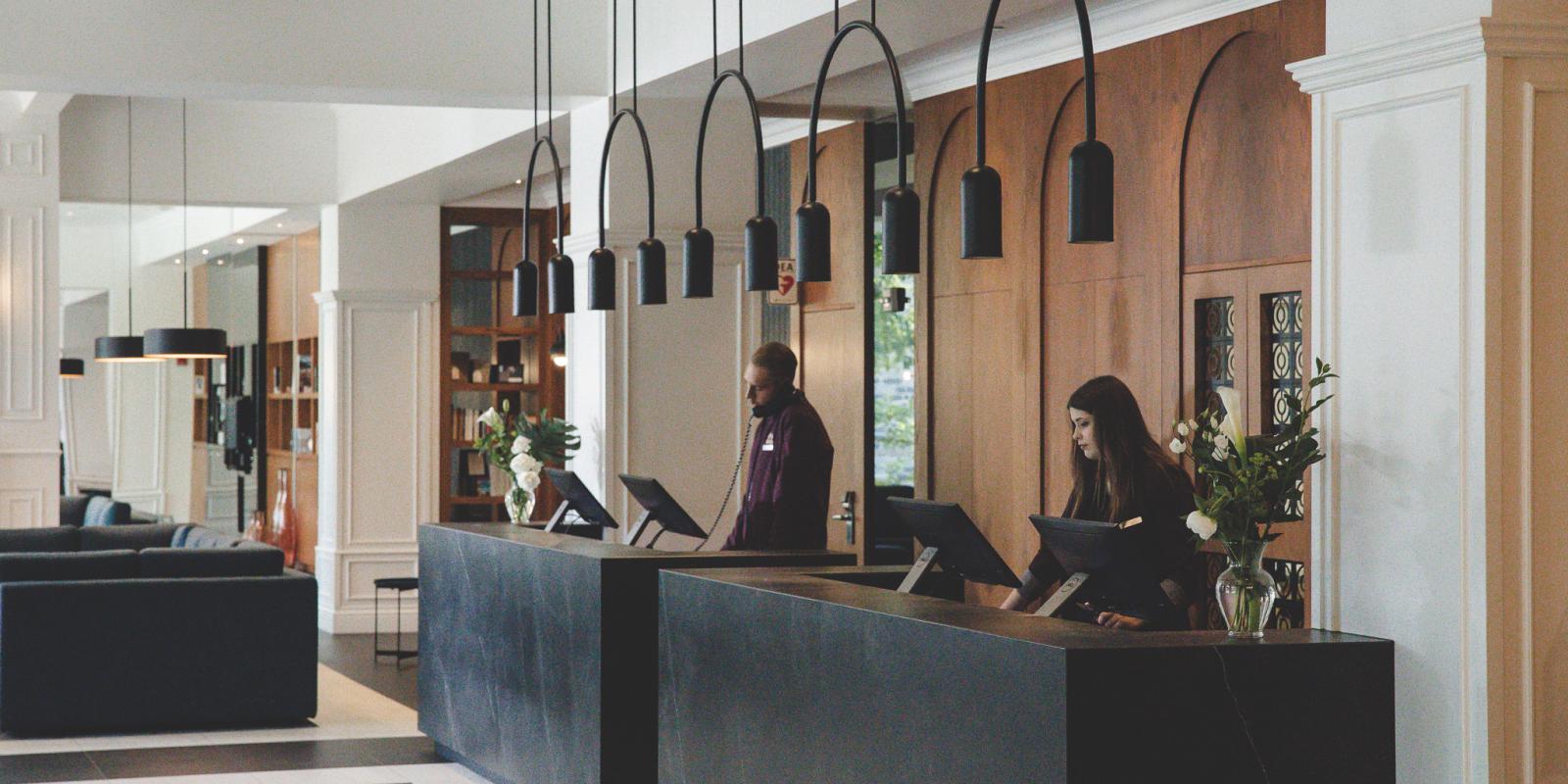 Hôtel Château Laurier Québec - Front desk