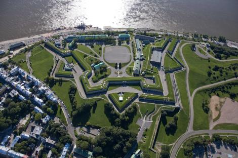 QDa-citadelle-vue-aerienne-ete