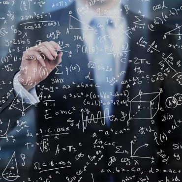 QDA-formuleMathematique-1400x900.jpg